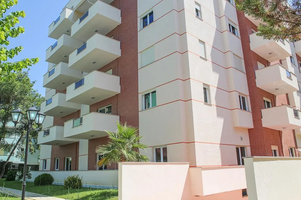 Luxury Apart-Hotel Golem Golem